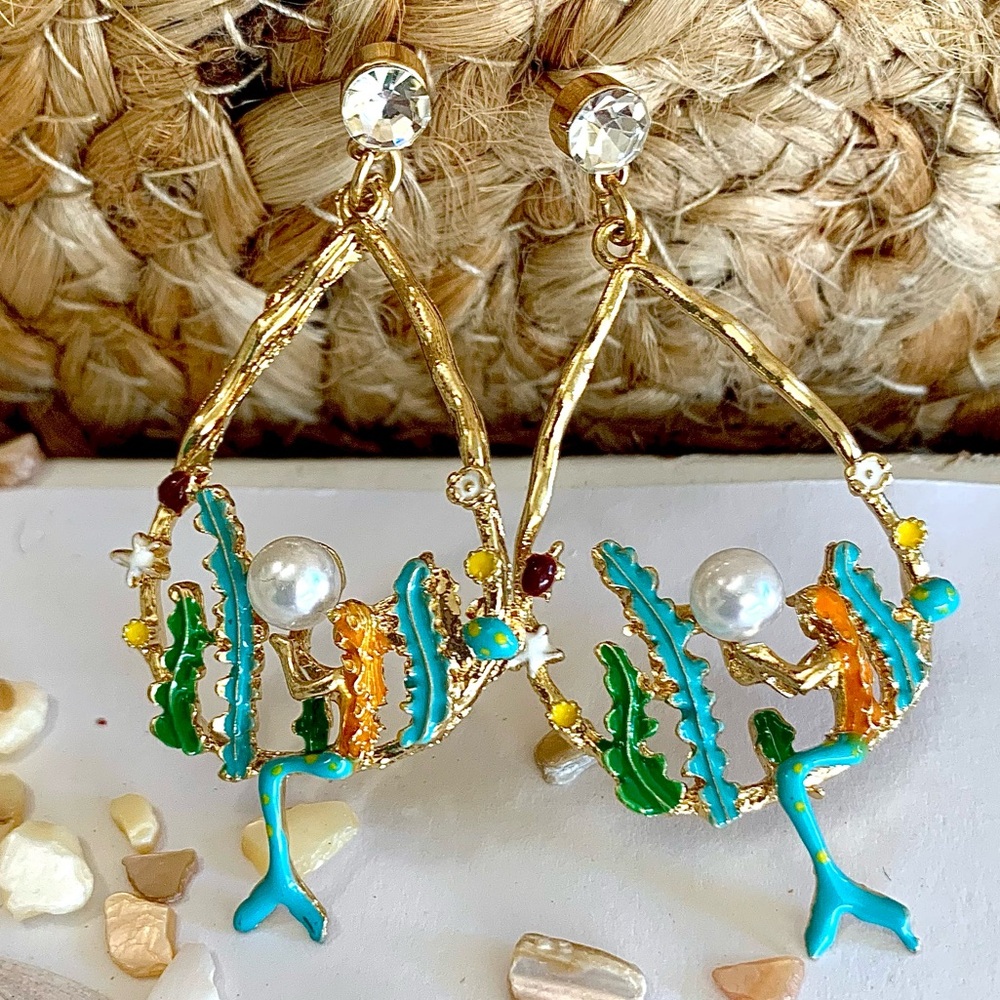 Mermaid & Pearl Dangling Pear Hoop Earrings